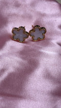 Boucle d'oreille Fleur